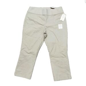 NWT St. Johns Bay Womens Easy Fit Secretly Slender Mid Rise Capri Size 12 Khaki